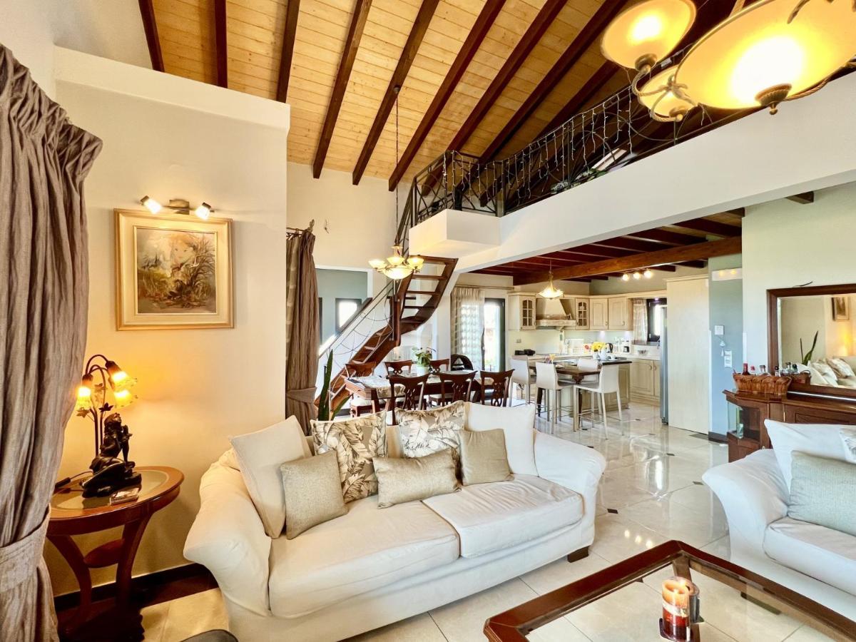 Villa Heart House With Private Pool By Dadovillas Acharavi (Corfu)